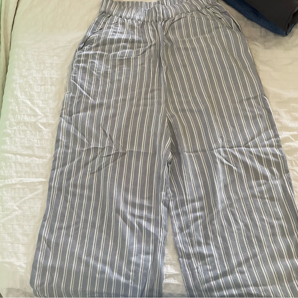 Light weight pants - Picture 2 of 3